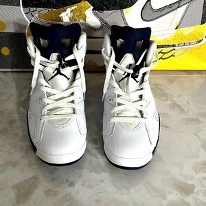 Jordan sixes size 9